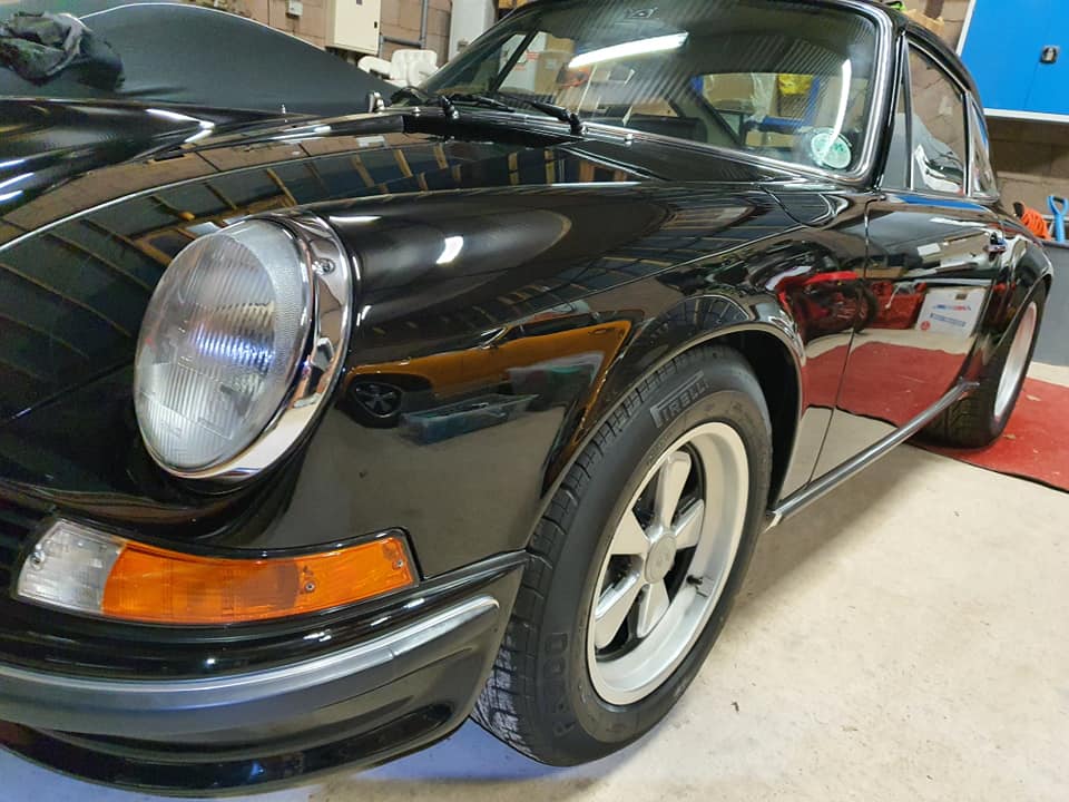 A super rare RHD 73 PORSCHE 2.7 RS @topmarqsdetailing