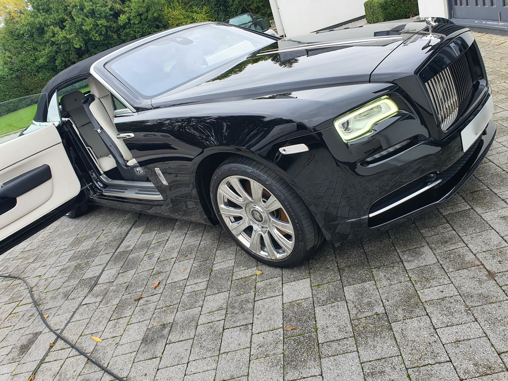 ROLLS ROYCE Drophead, Jaguar XJ220, Lamborghini SVJ @topmarqsdetailing