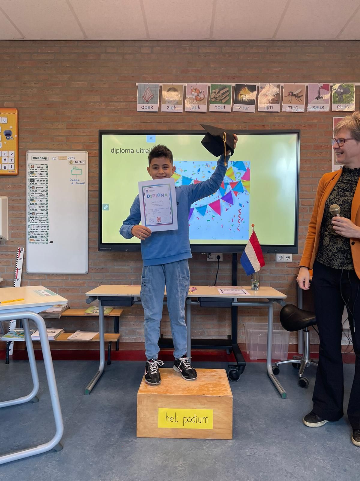 Diploma uitreiking op het Uitzicht