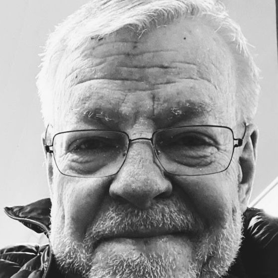 Alex Krainer image