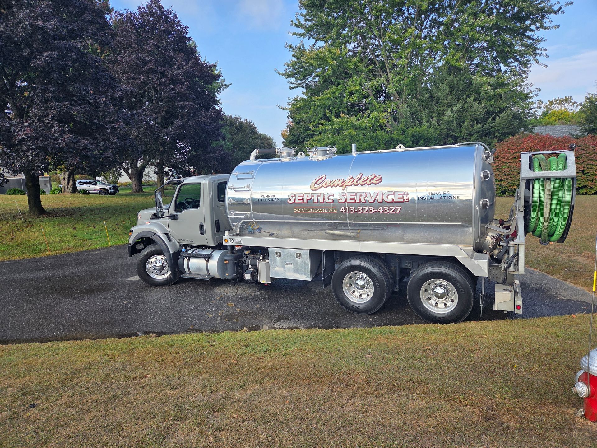 septic pumping truck Belchertown MA