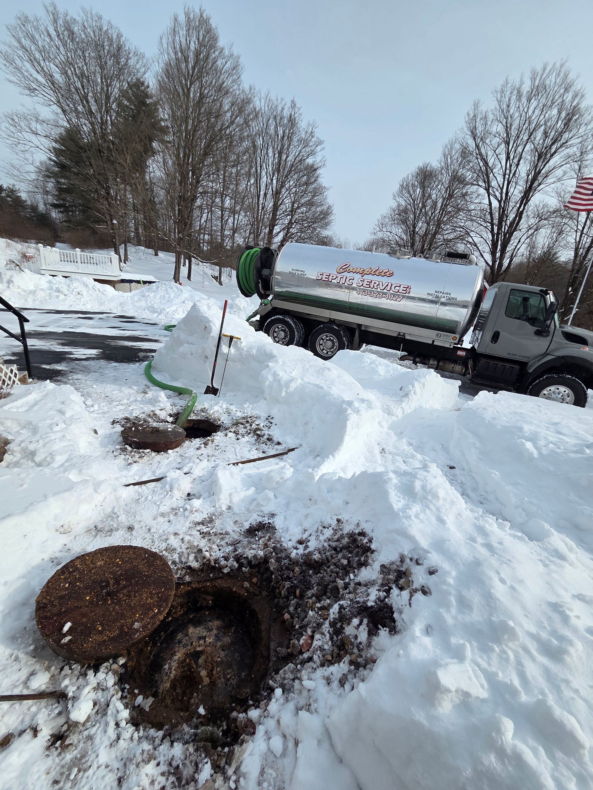 Septic tank pumping service in Amherst, MA