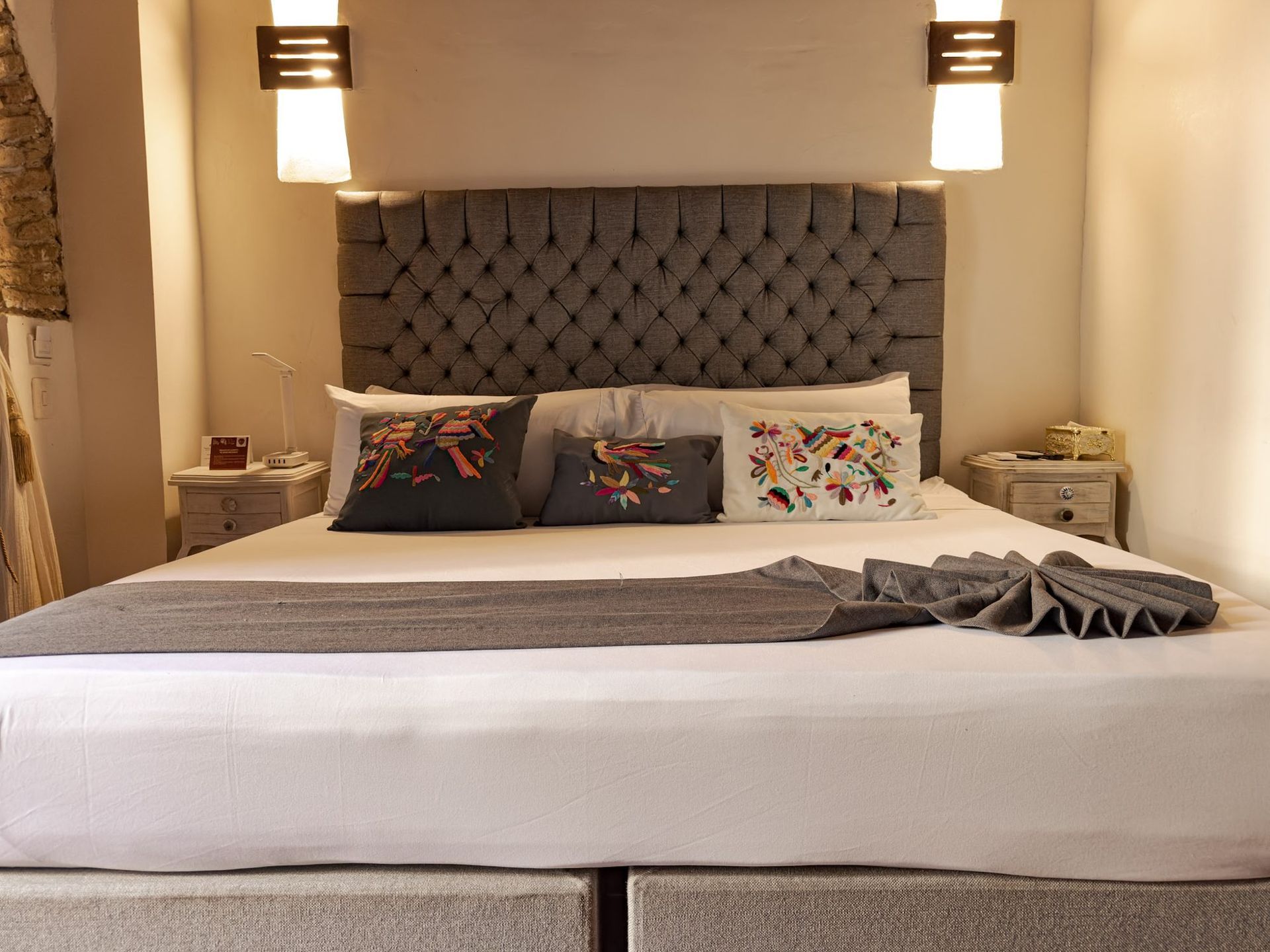 Twin room with two beds at Casa Bugó, Cartagena
