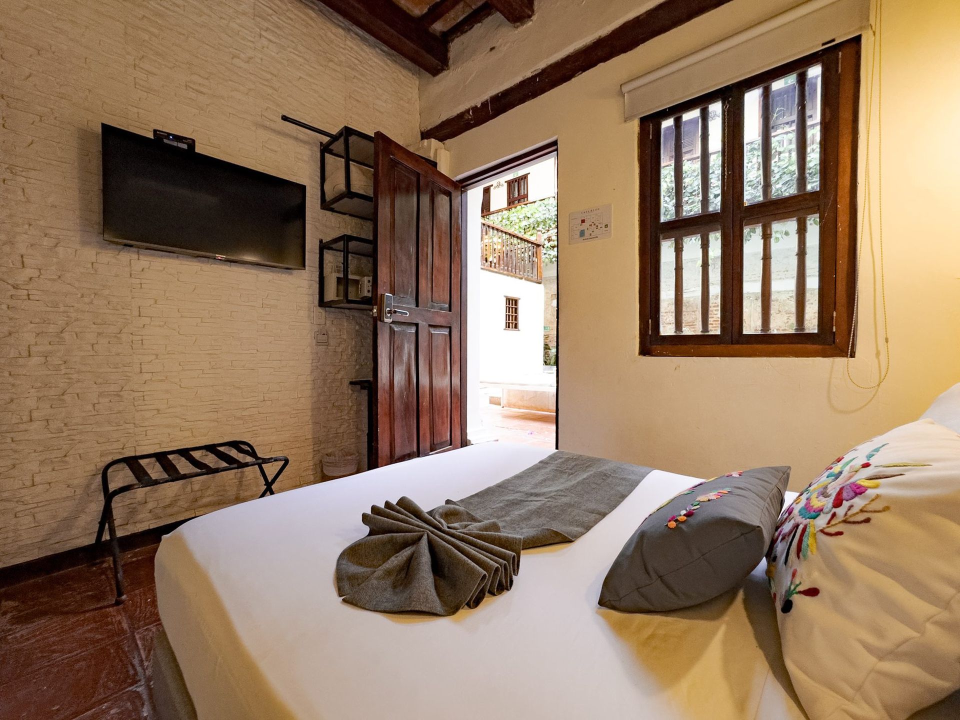 Room details and decor at Casa Bugó hotel, Cartagena