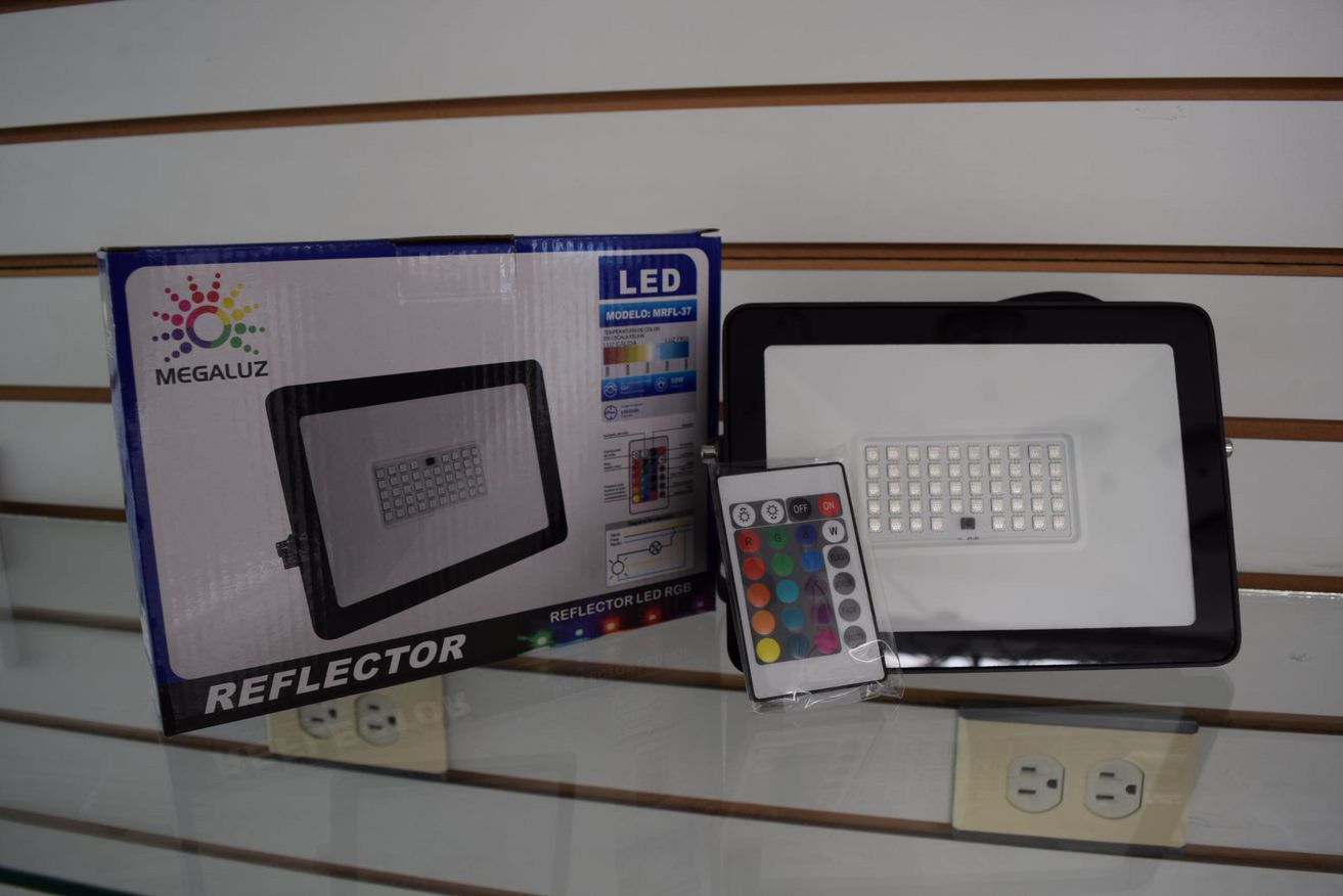 REFLECTOR MULTICOLOR 50W C/CONTROL 127V