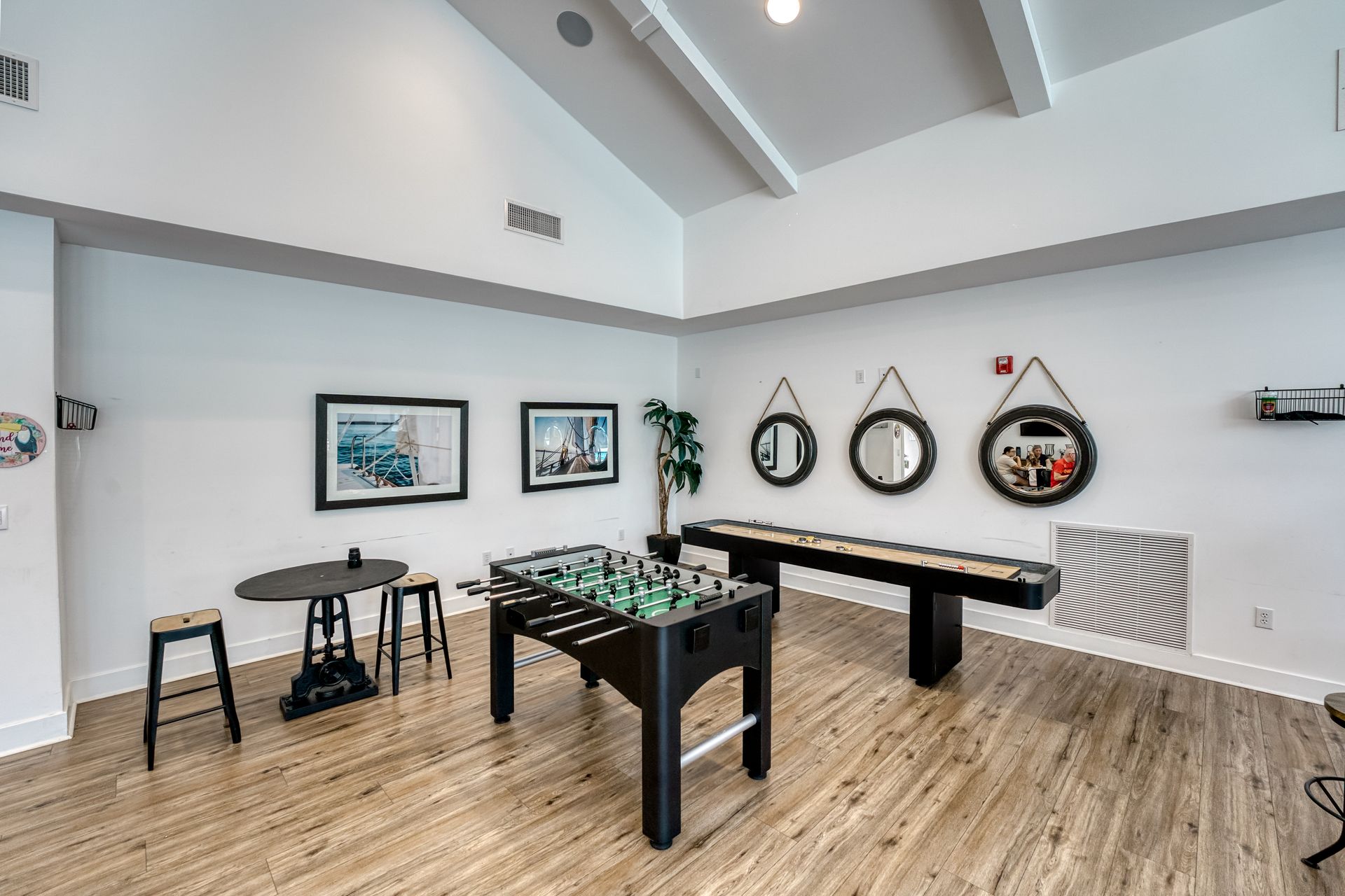Windward on the River luxury clubhouse