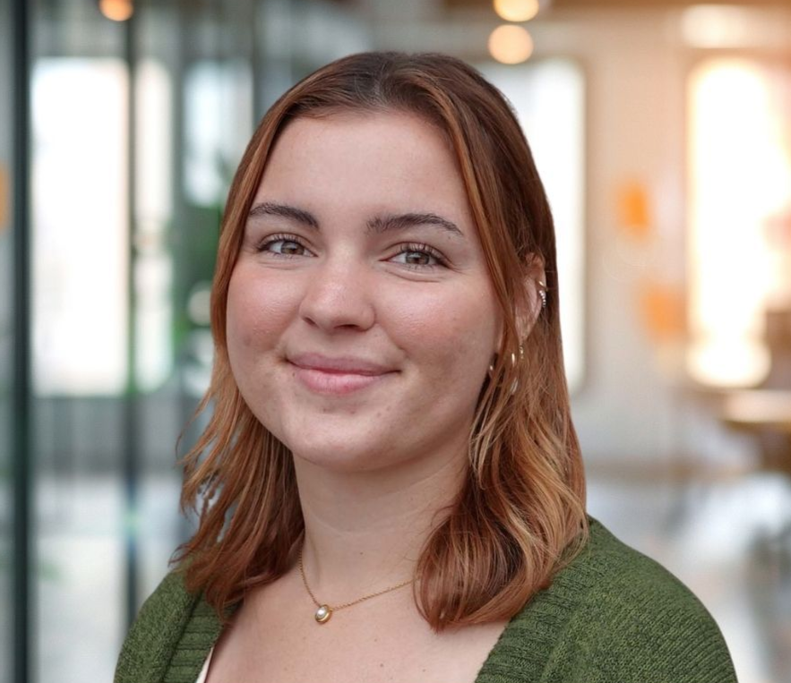 Josi, TrueScripts employee