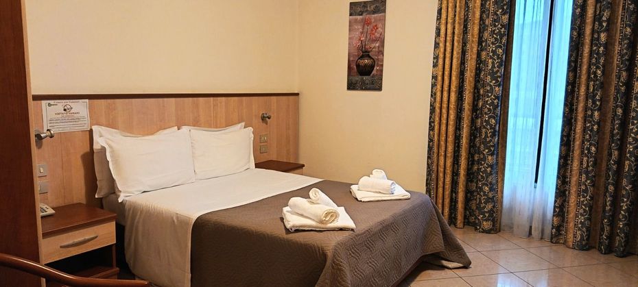 Interno di una camera dell'Hotel Nuovo Sole