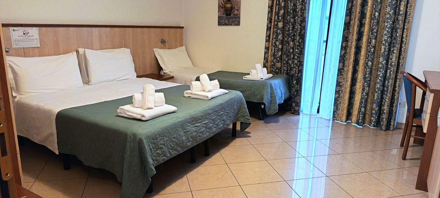 Interno di una camera dell'Hotel Nuovo Sole