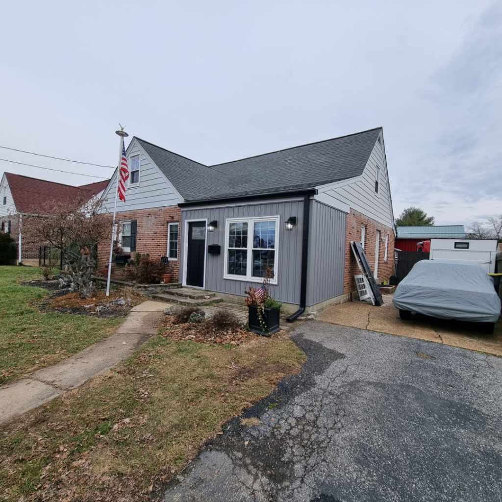 A Small House with New Roof - New Castle, DE - Macedo Mexpro LLC