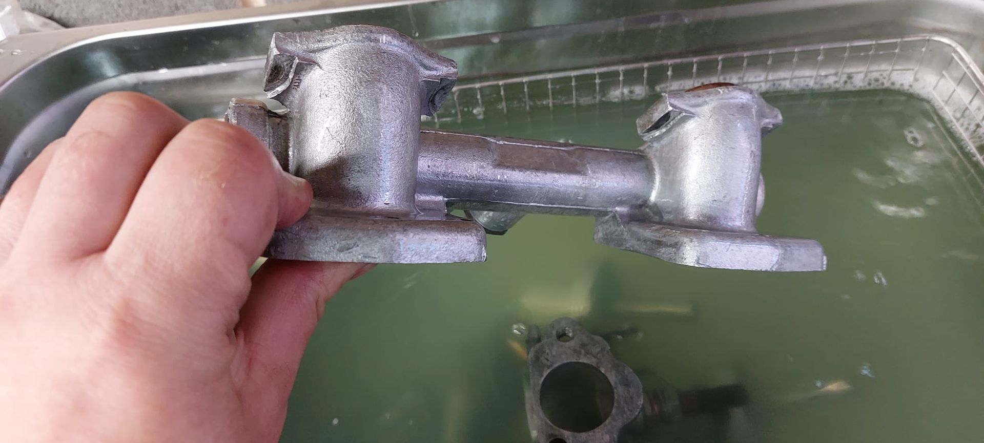 AG Classic Car Tuning - Specialist mobile tuning of Classic Cars Carb cleaning ultrasonic bath