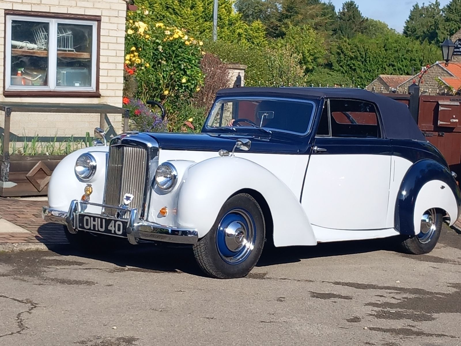 Alvis TA21, AG Classic Car Tuning
