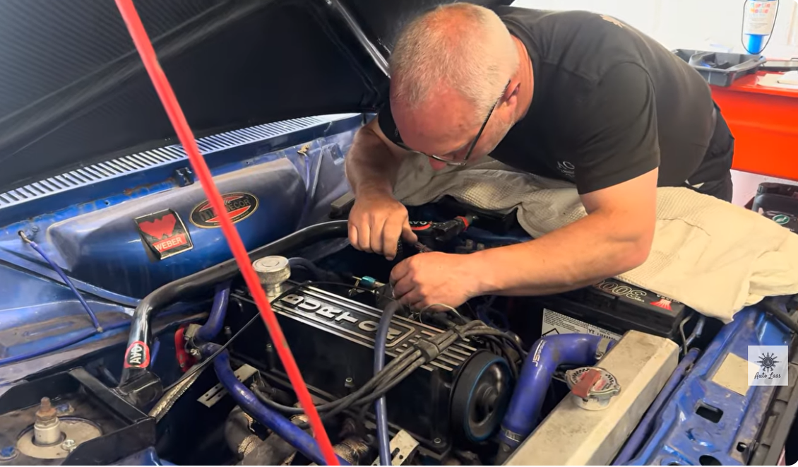Classic car tuning, twin weber 45 DCOE's - 2.1 pinto 300 deg camshaft