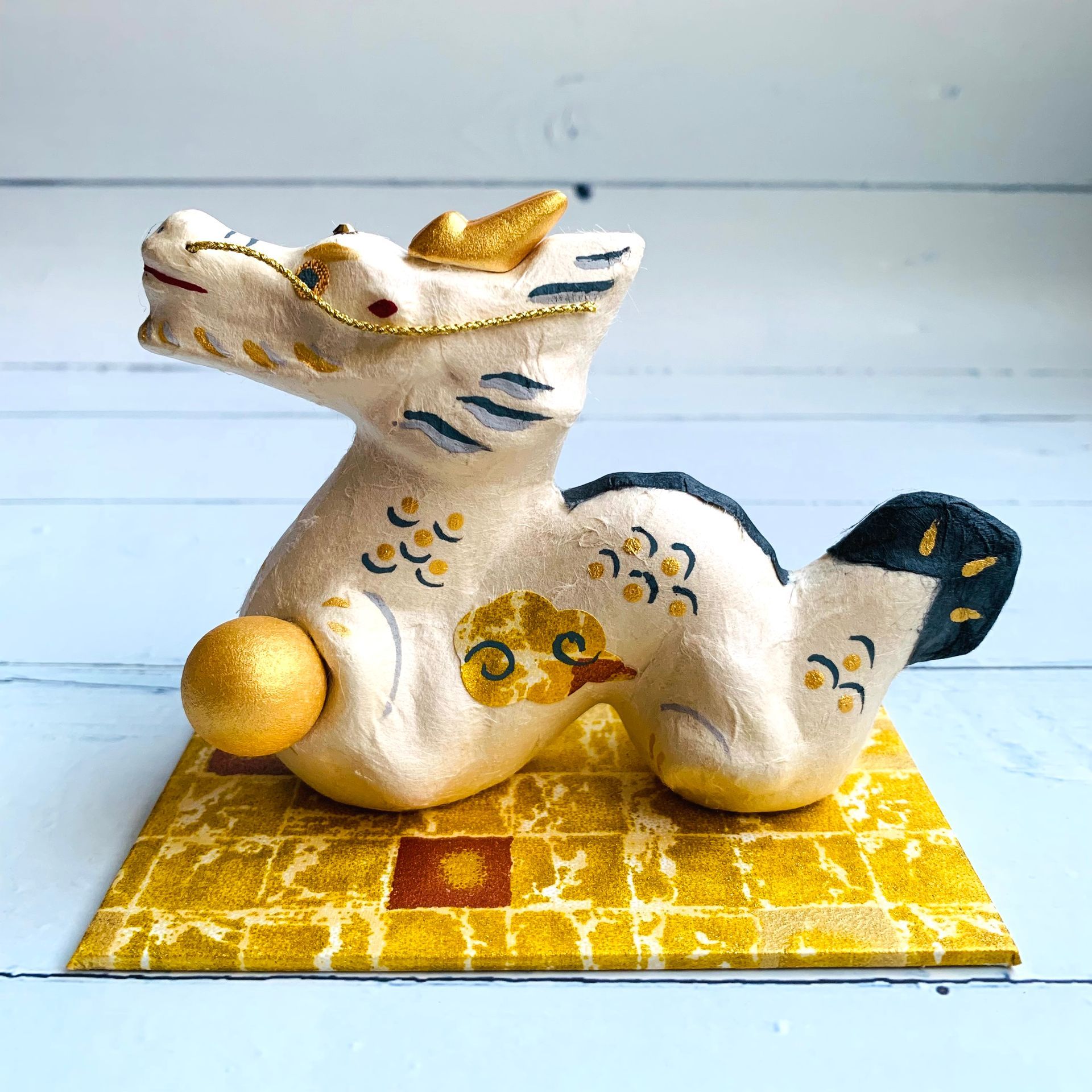 [Dragon] Golden Cloud White Dragon - Jewel - Washi Paper Handmade - Dragon Year Mascot - Wealth, Wisdom, Career Success, Smooth Sailing, and Rising Luck