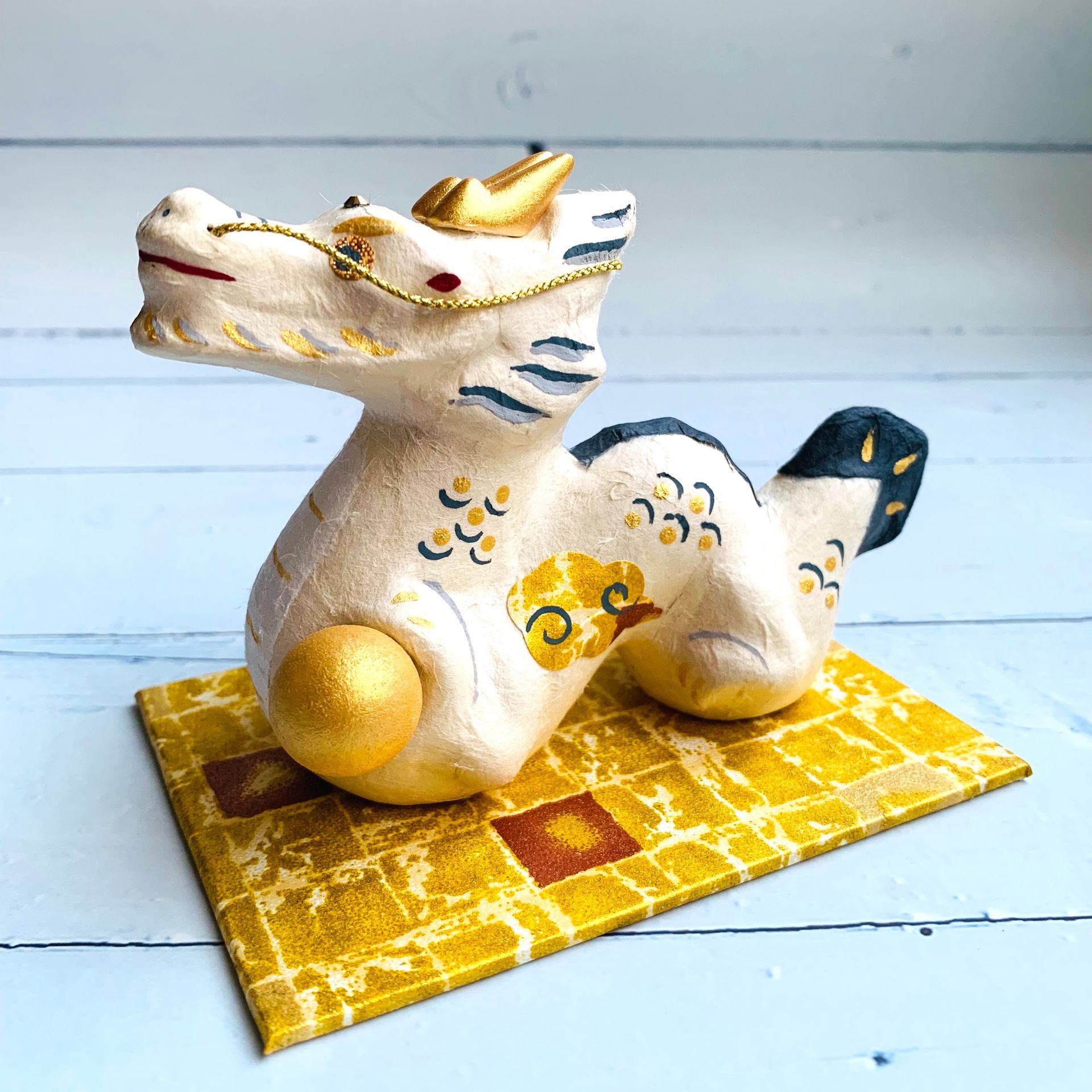 [Dragon] Golden Cloud White Dragon - Jewel - Washi Paper Handmade - Dragon Year Mascot - Wealth, Wisdom, Career Success, Smooth Sailing, and Rising Luck