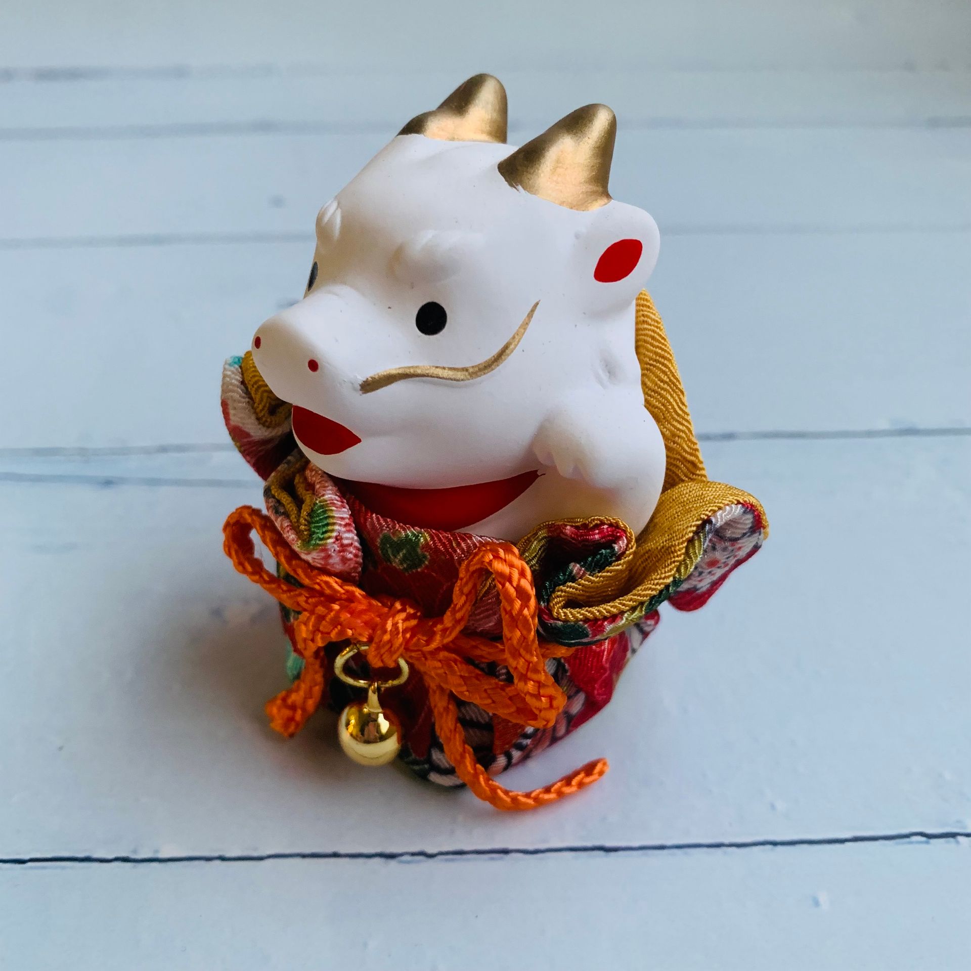 【龍】縁起の良い龍 - 着物 - 龍のマスコット - 富、知恵、仕事の成功、順風満帆、平和