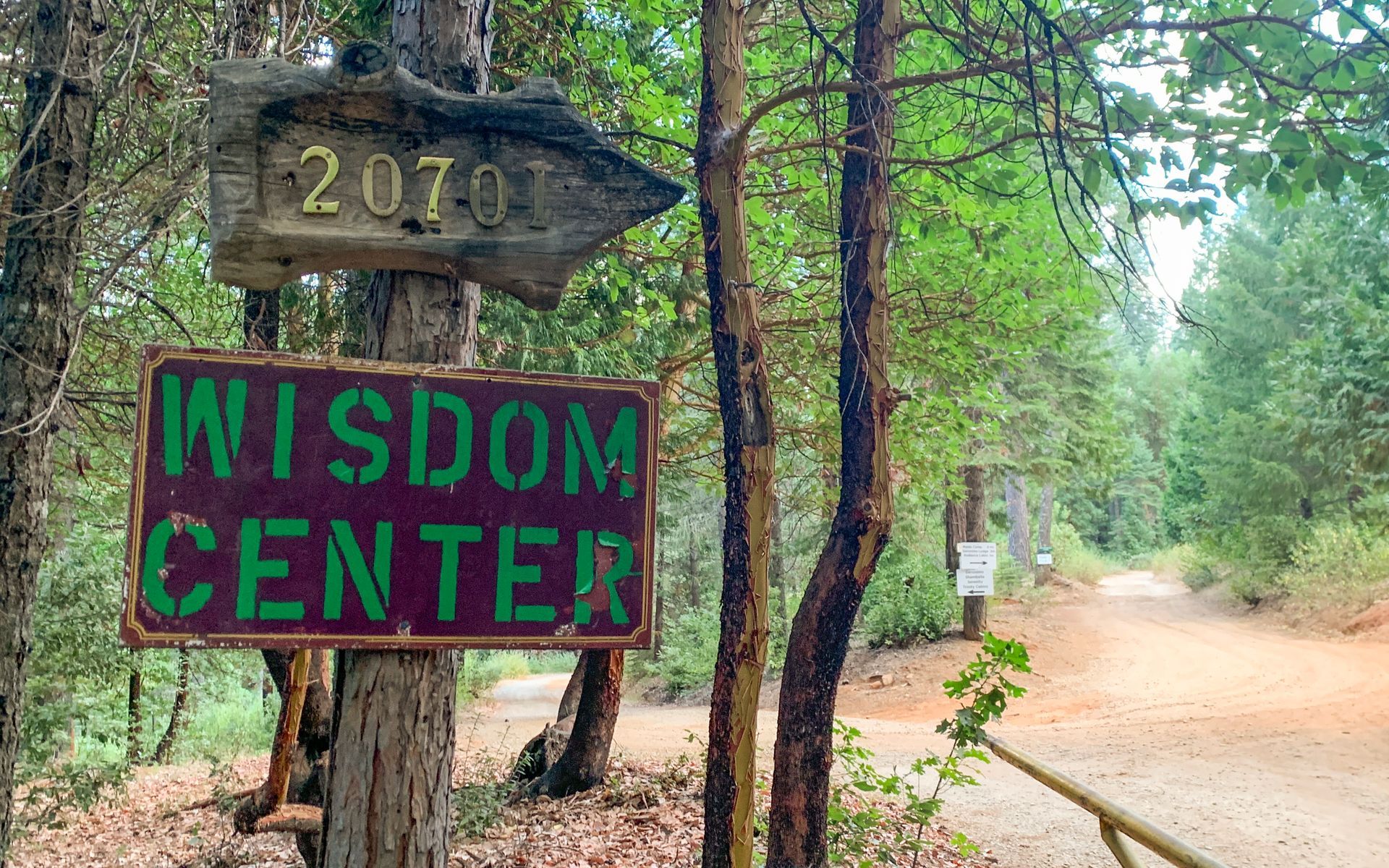 Welcome signs for the Wisdom Retreat Center