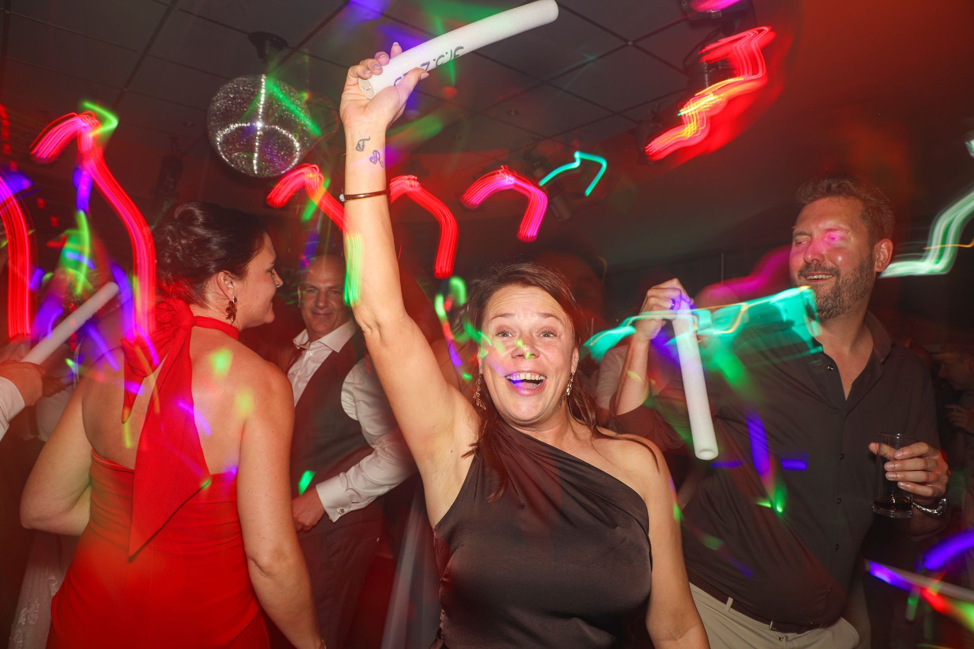 Feest, sfeer, trouwen, huwelijk, licht, kleur, dansen