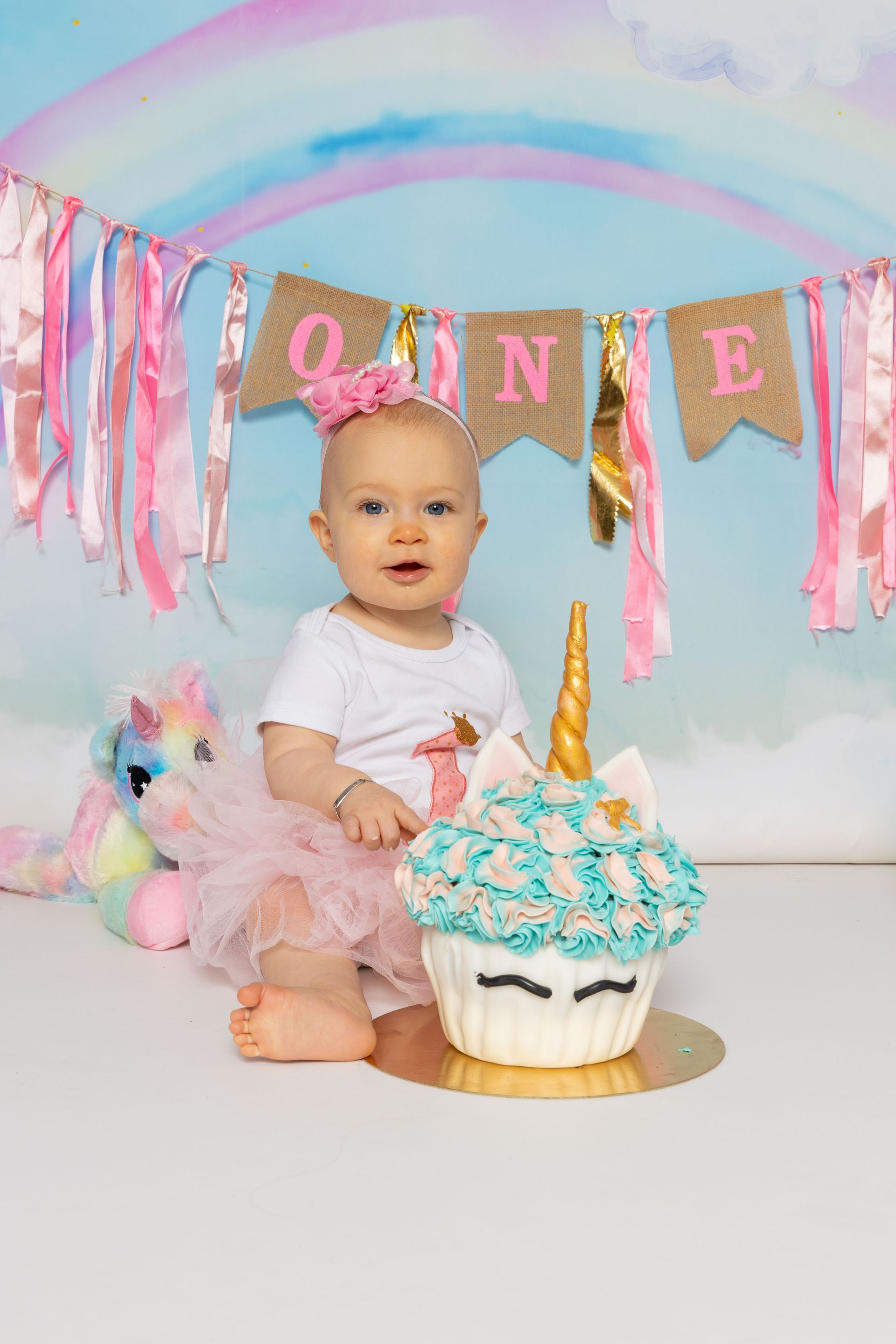 cakesmash, 1 jaar, feest, vieren, taart, 40 jaar, 50 jaar, champagne, koekiemonster, spathetti, donut, badje, knoeien,