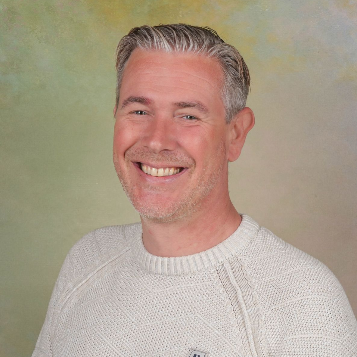 Profielfoto laten maken in Tiel | LinkedIn, CV & Social Media, Zakelijk