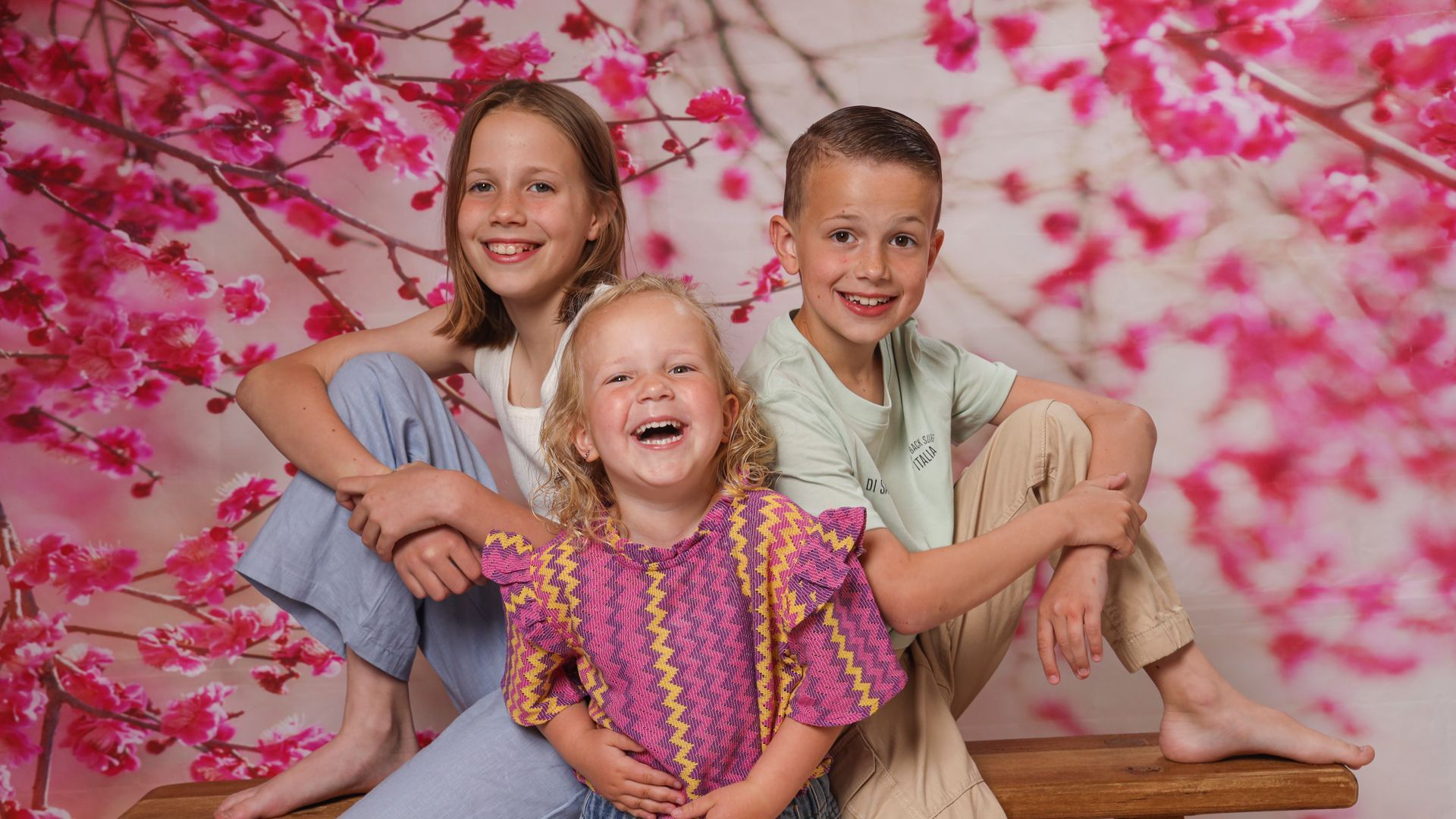 kinderen op de foto, in de fotostudio in Tiel, hartje Betuwe
