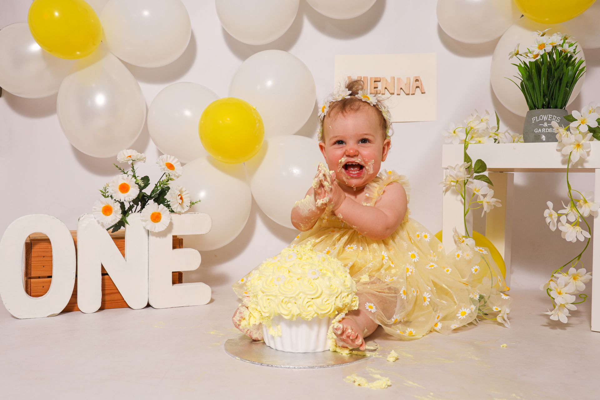 Cakesmash fotoshoot bij de leukste fotograaf in de fotostudio in Tiel, de Betuwe