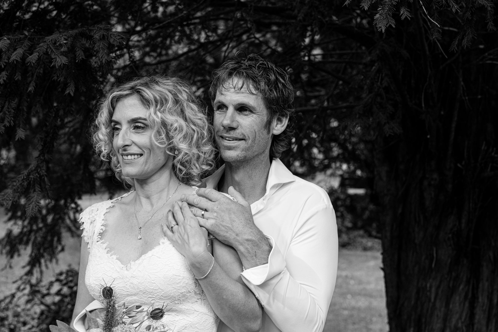 Trouwen met de leukste fotograaf op jullie huwelijk. Bruidsfotograaf Tiel en de Betuwe, maakt spontane trouwfoto's