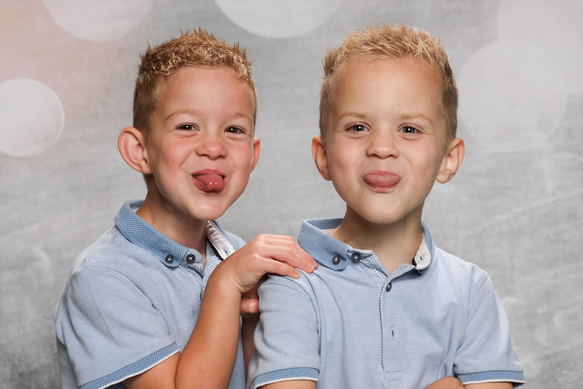 kinderen op de foto, in de fotostudio in Tiel, hartje Betuwe