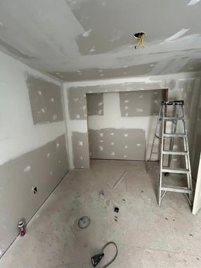 There is a ladder in the middle of the room.