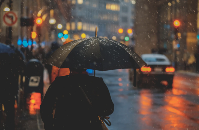 Person in Snow | Autotrend Auto Repair