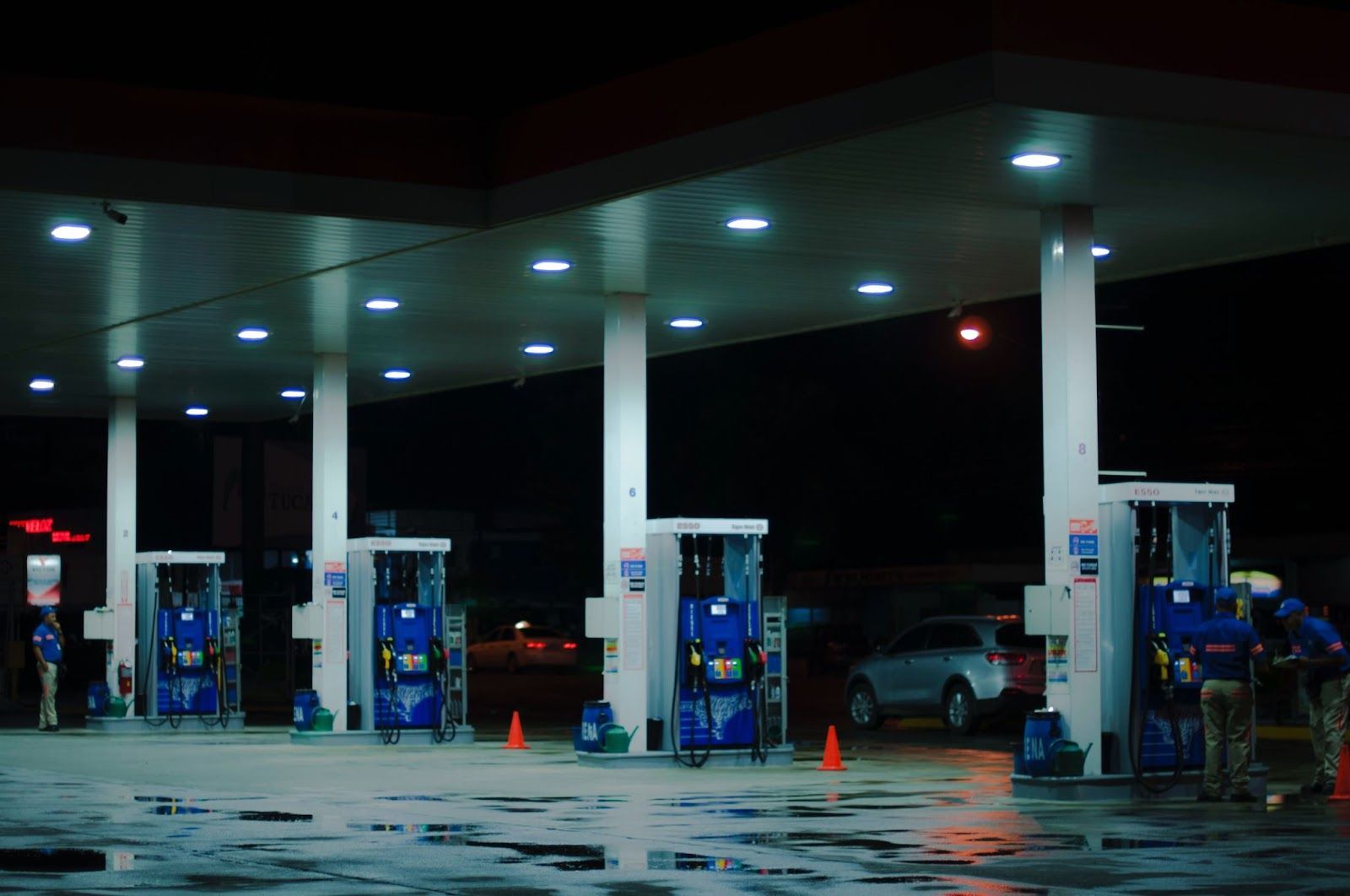 THE COMPLETE GUIDE TO THE WINTER FUEL ECONOMY (AND HOW TO IMPROVE YOURS) | Autotrend Auto Repair