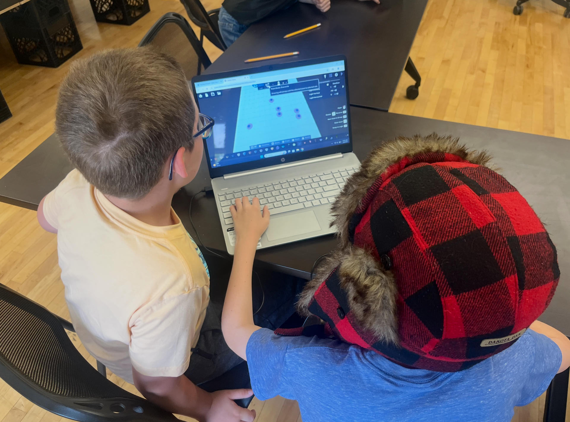 INNOVATE Albion elementary school students on computer