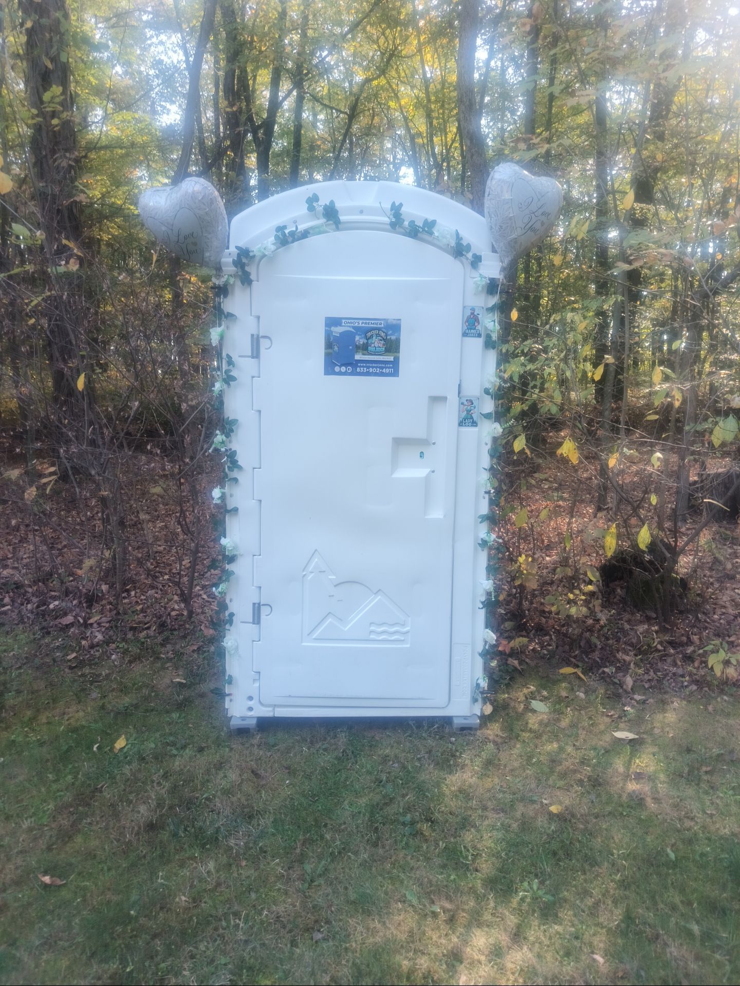How Many Porta Potties Do You Need for a 100‑Person Event?