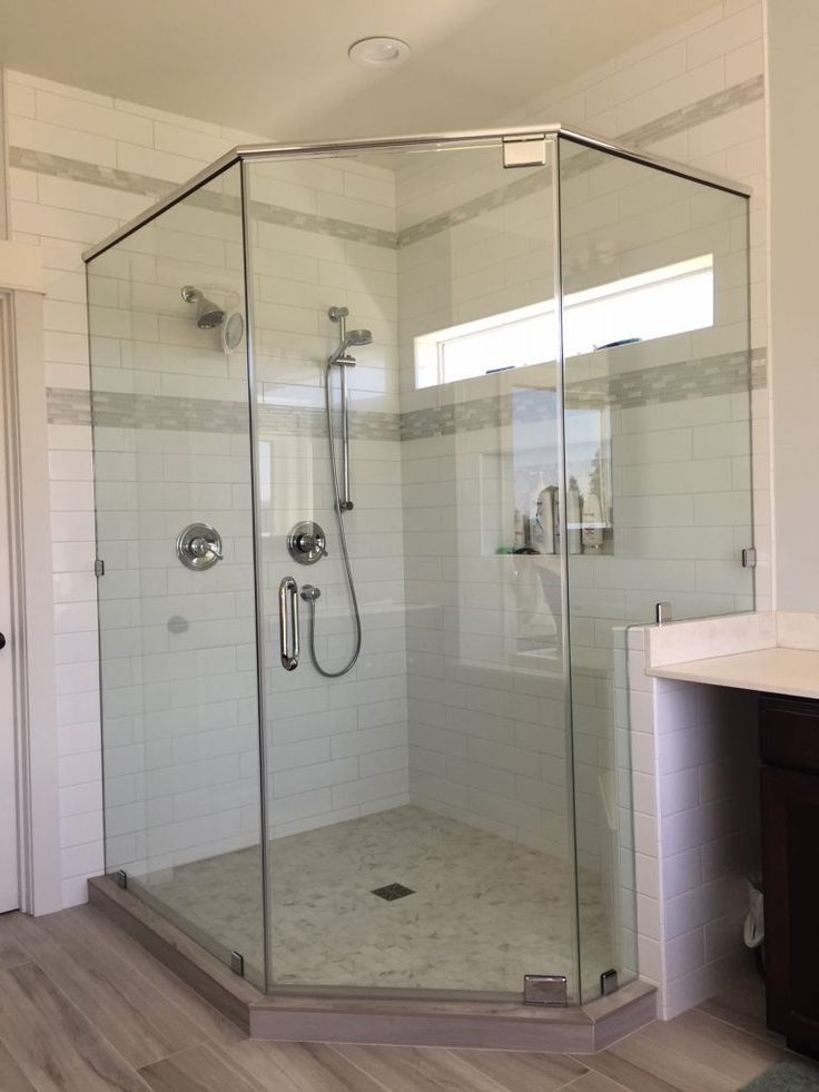 Shower Area — Lutz, FL — Holiga Glass Inc