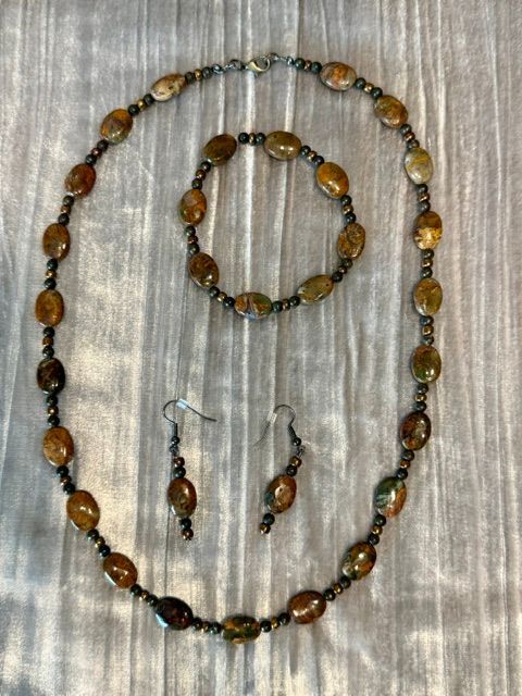 Necklace, Earring and Bracelet set.