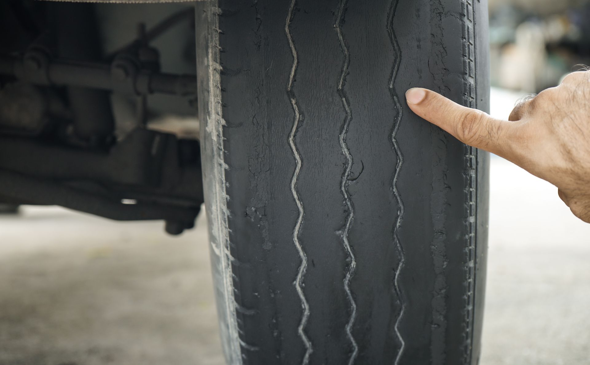 5 Ways Poor Wheel Alignment Can Shorten the Life of Your Tires | Factory Direct Tire Sales