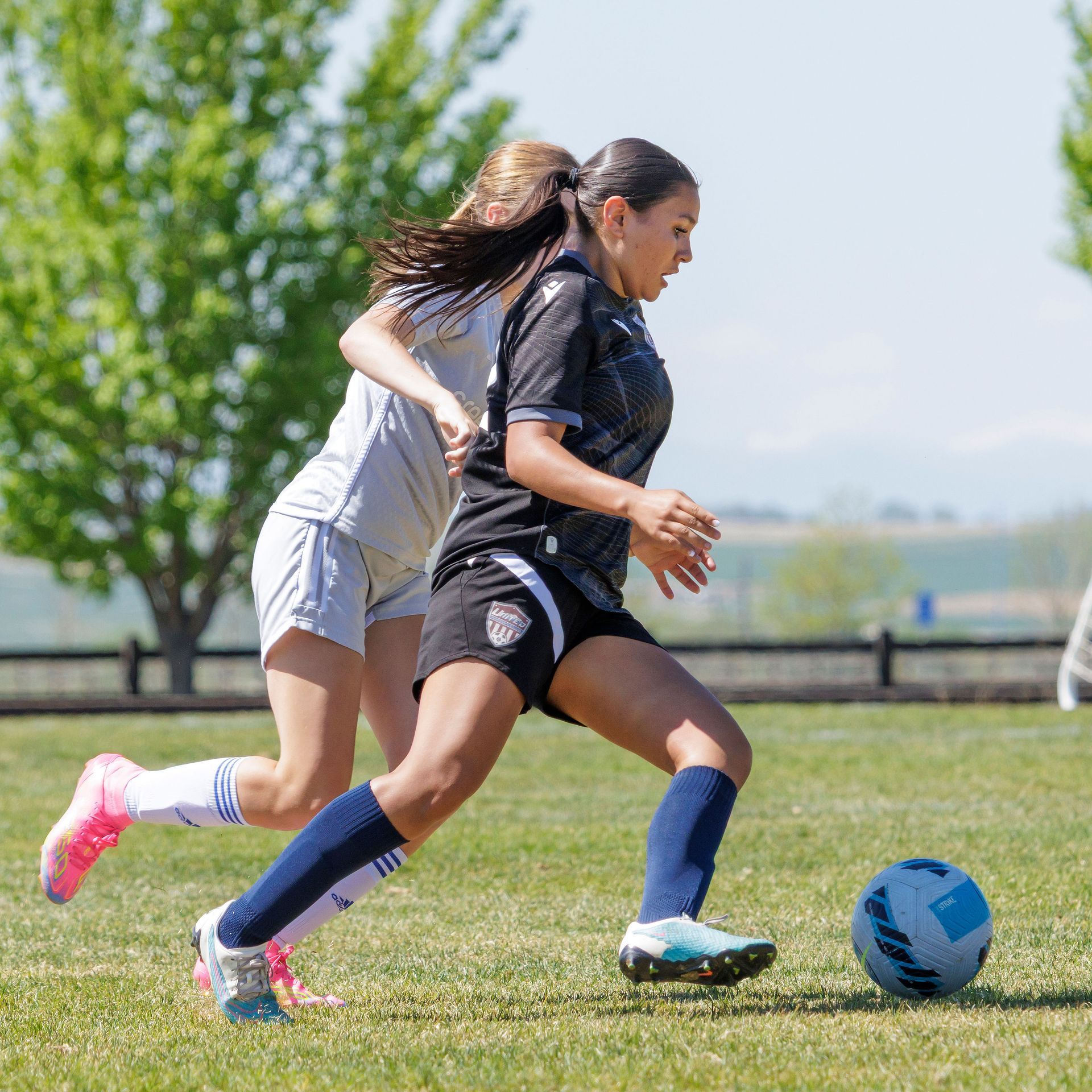 United Soccer Club has elite programs for girls and boys in the Elite Academy and the Development Player leagues.