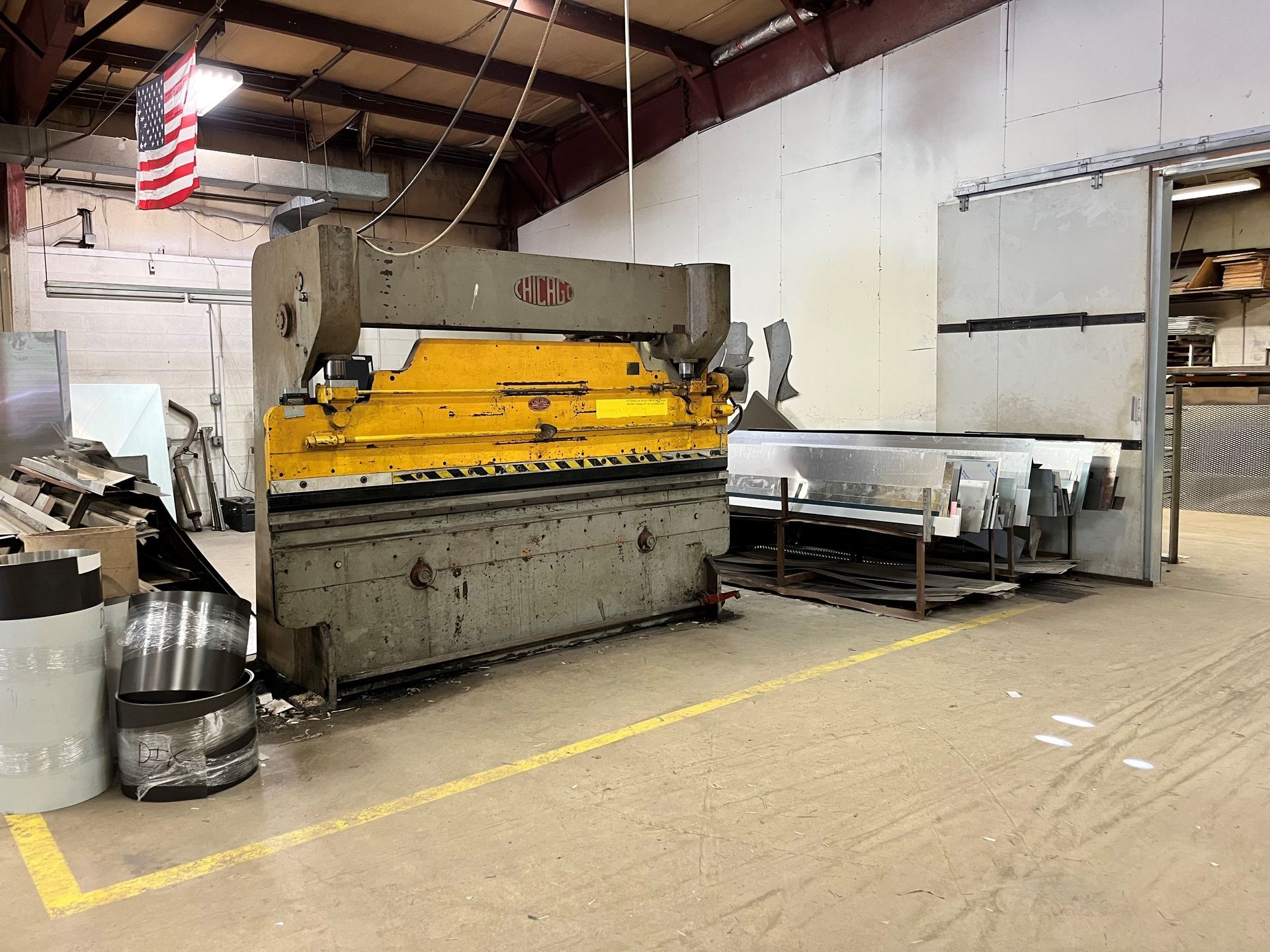 Hydraulic press brake - Asheville, NC - B & H Environmental & Sheet Metal Contractors Inc.