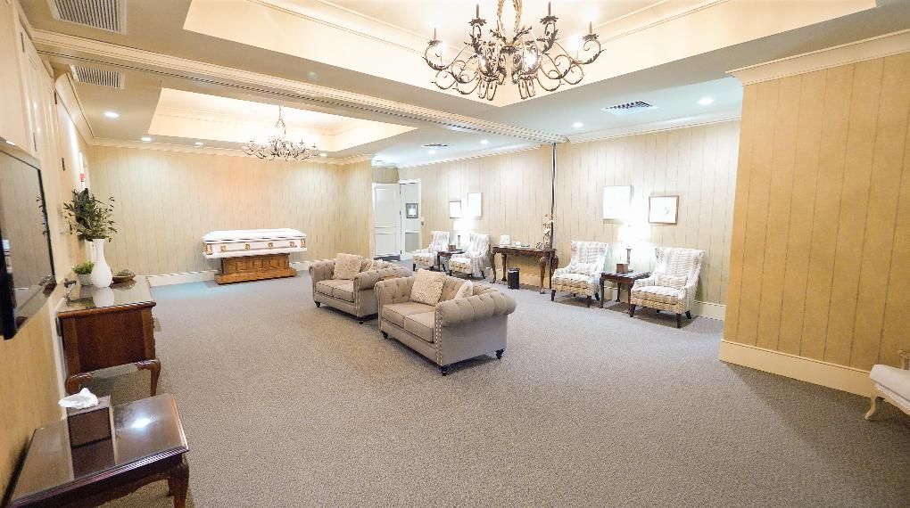 Lufkin | Carroway Funeral Home