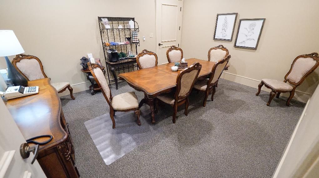 Lufkin | Carroway Funeral Home