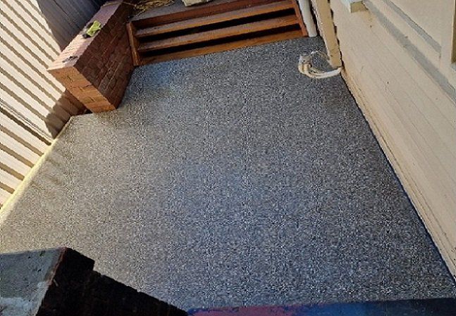 Exposed aggregate concrete for doorway of a residential home in Mandurah WA.