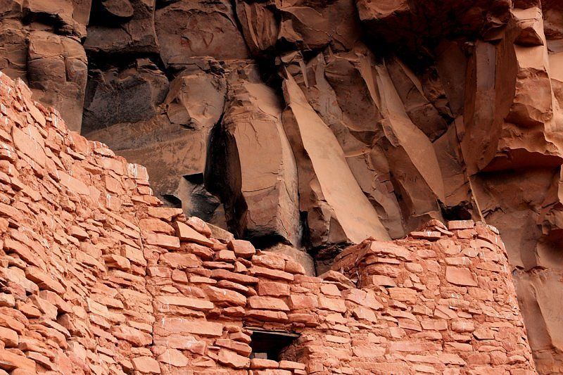 Ancient ruins at Honanki Heritage Site in Sedona near Southwest Inn Sedona