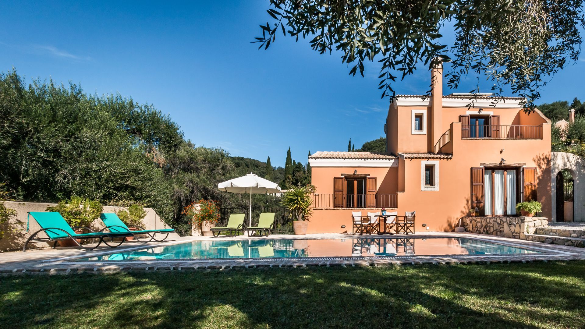 Corfu villa 