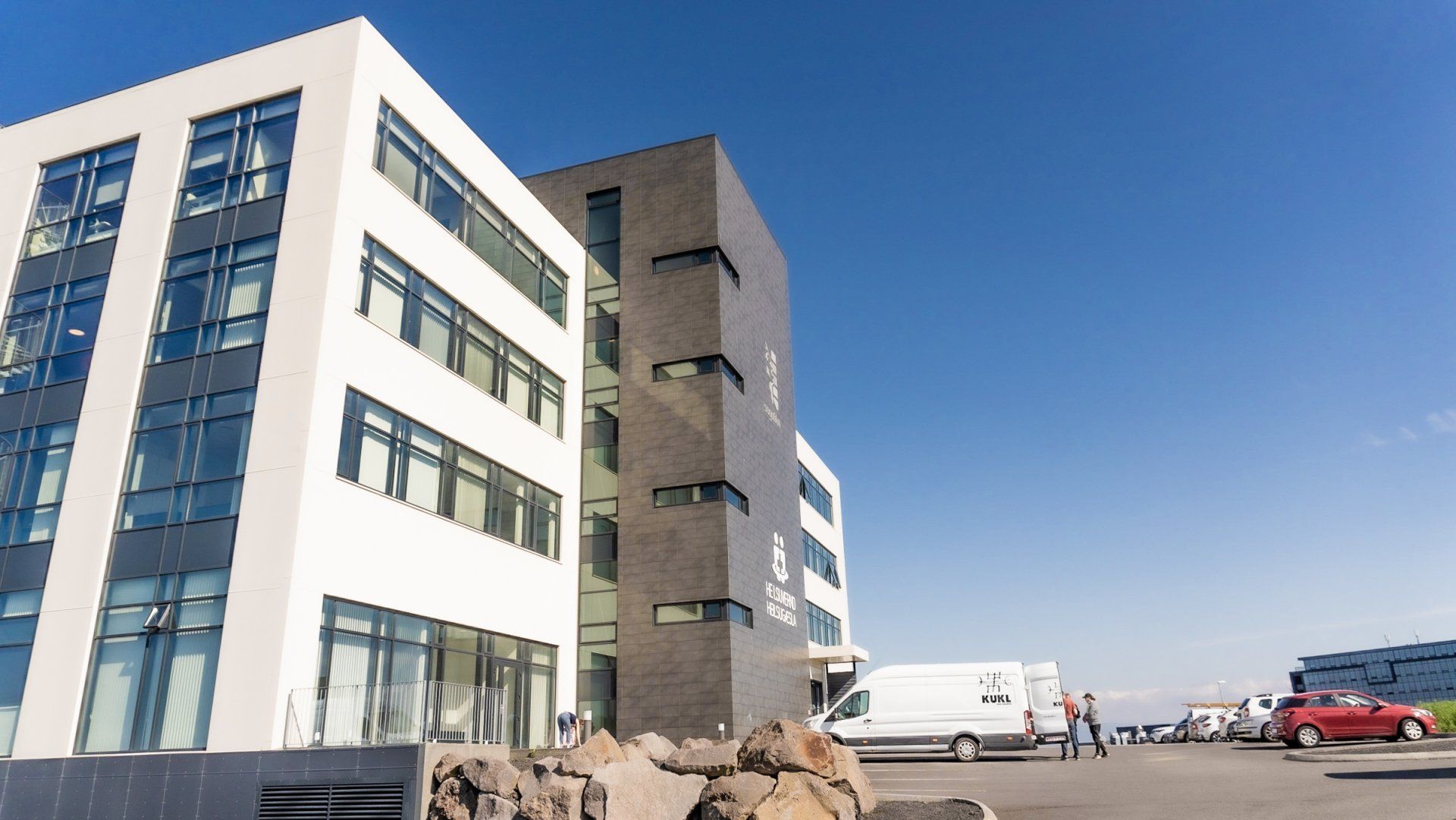 Urðarhvarf 14