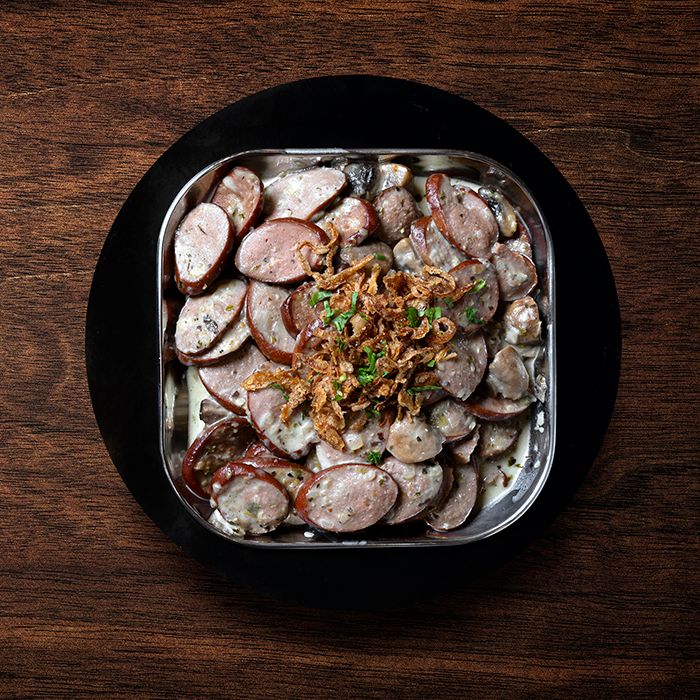 حمسة نقانق بالمشروم