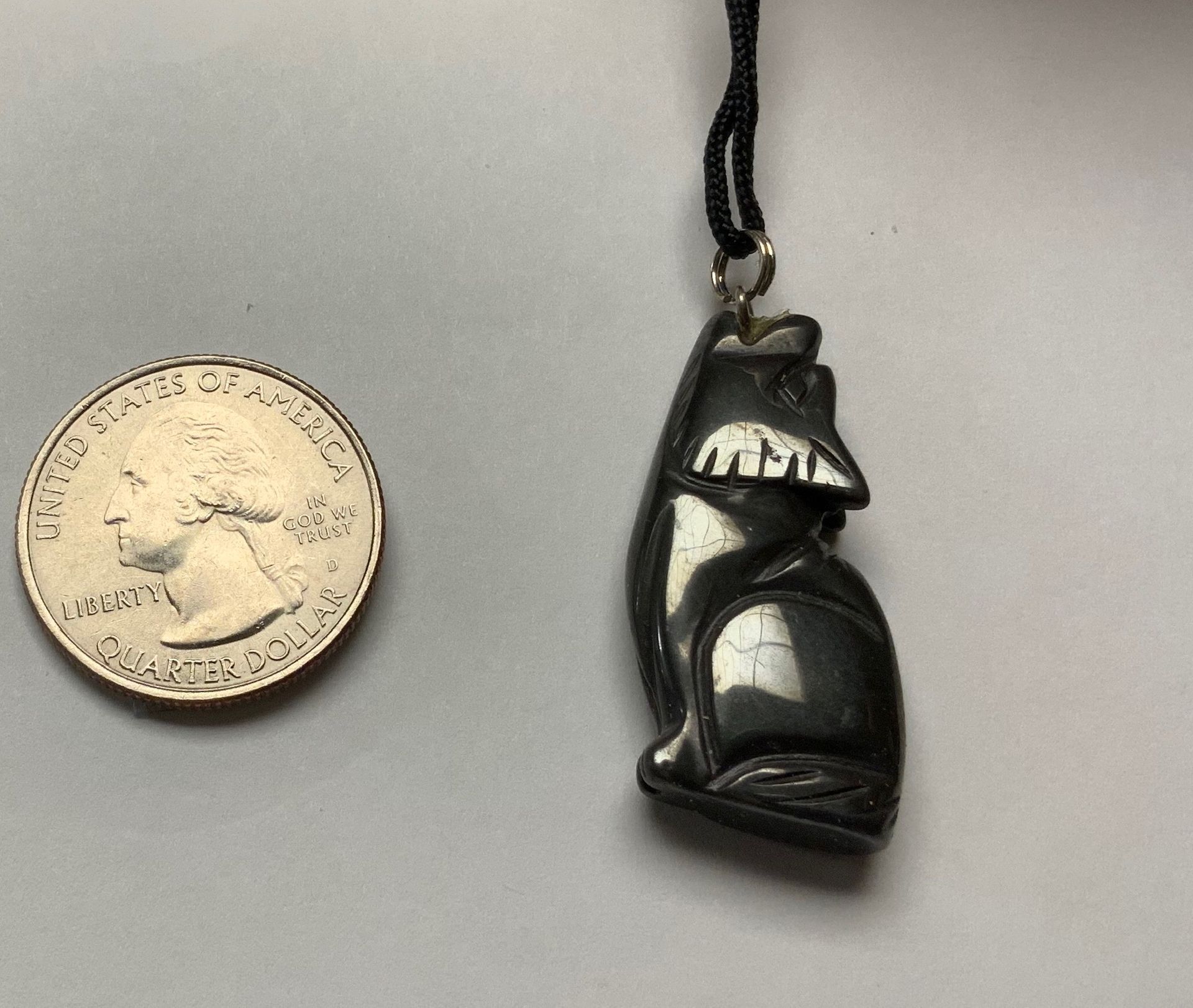 Howling wolf necklace pendant
