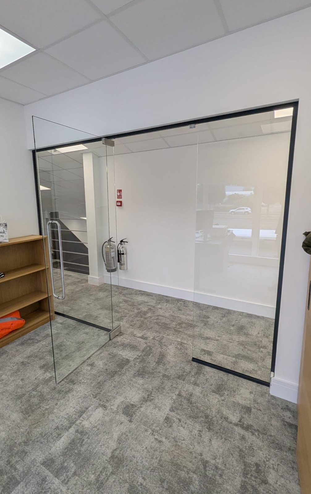 Frameless glass meeting rooms Team Valley, Gateshead