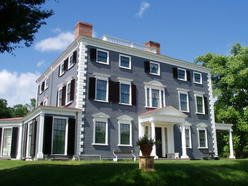 Image of home in Lincoln, MA