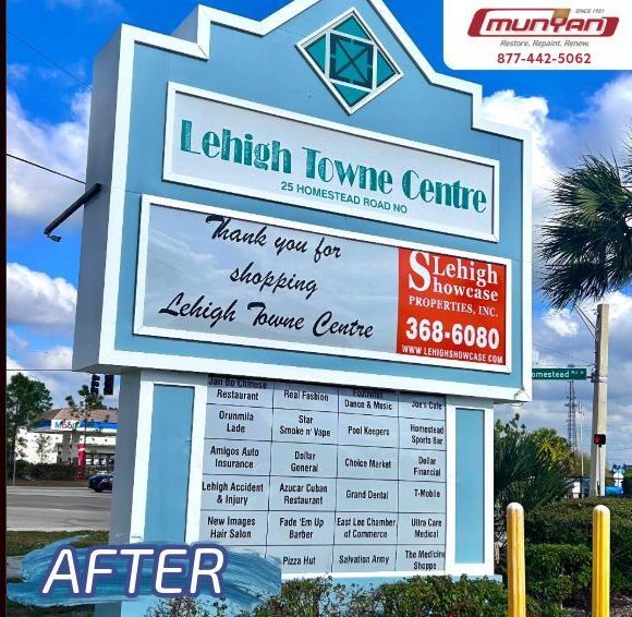 A sign that says lehigh town centre on it