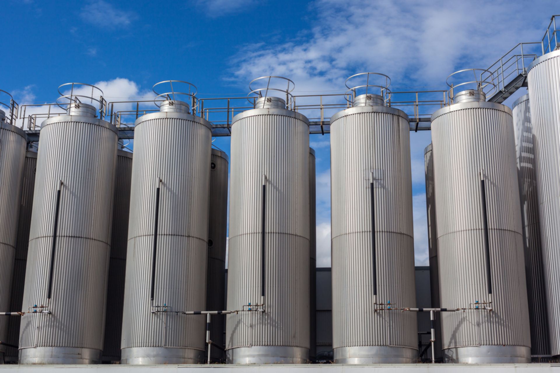silos in un impianto
